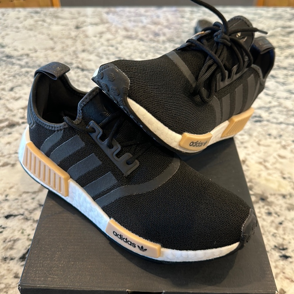 Adidas NMD R1 Women’s Shoes